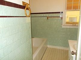  449 S Gosse Blvd, Princeton, Il 61356 3 Beds 1 Bath 1,236 Sqft in Princeton, IL (Photo 3 of 6)