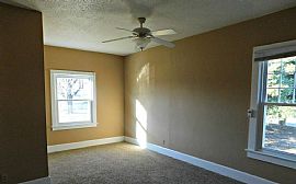 10 E Camp Ground Rd, Evansville in Evansville, IN (Photo 2 of 7)