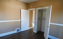 10 E Camp Ground Rd, Evansville in Evansville, IN (Photo 3 of 7)