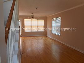 Single Family Home For Rent in Evans, GA (Photo 2 of 8)