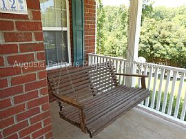 Single Family Home For Rent in Evans, GA (Photo 3 of 8)