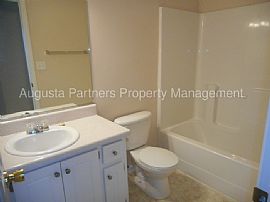 Single Family Home For Rent in Evans, GA (Photo 6 of 8)