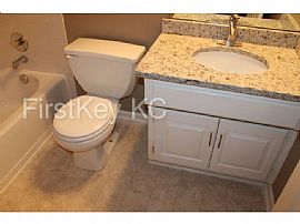 Single Family Home For Rent in Kansas City, MO (Photo 6 of 9)