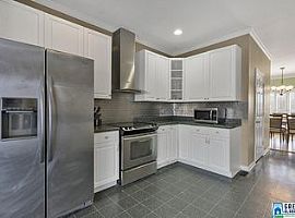 2225 Bark Cir, Hoover, Al 35244 in Hoover, AL (Photo 7 of 12)