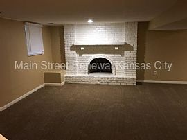 Single Family Home For Rent in Kansas City, MO (Photo 6 of 8)