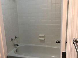 2807 Dandor Rd, Louisville, Ky 40220 (747) 444-3766 in Louisville, KY (Photo 9 of 9)