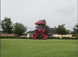 Beautiful Single Family Home 3bd/2bth Available For Move in  in Palmetto, FL (Photo 10 of 12)