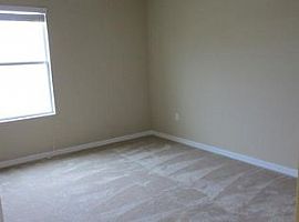 Beautiful Single Family Home 3bd/2bth Available For Move in  in Palmetto, FL (Photo 5 of 12)