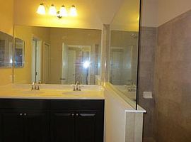 Beautiful Single Family Home 3bd/2bth Available For Move in  in Palmetto, FL (Photo 8 of 12)