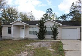 443 Panagra Ln, Crestview, Fl 32536 in Crestview, FL