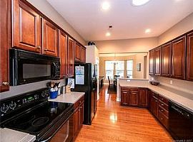 7819 Chaddsley Dr, Huntersville in Huntersville, NC (Photo 6 of 12)