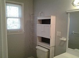 1636 Pinckney Park Dr, Charleston in Charleston, SC (Photo 5 of 10)