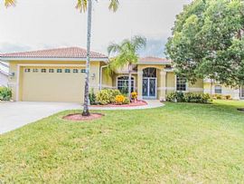  7376 Longview Ct, Naples, Fl 34109 3 Beds 2.5 Baths 2,370 Sqft in Naples, FL (Photo 2 of 5)