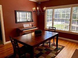 2 Bedroom, Well Maintained Single-Family Home For Rent-To-Own in Texarkana, AR (Photo 4 of 7)