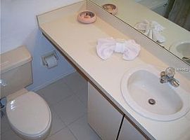 1227 Lucaya Cir, Orlando, Fl 32824 2 Beds 2 Baths in Orlando, FL (Photo 4 of 9)