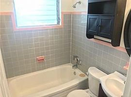 4724 49th Ave N, Saint Petersburg, Fl 33714 3 Beds 1.5 Baths in Saint Petersburg, FL (Photo 2 of 7)