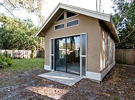 2218 Alice Rd, Sarasota, Fl 34231 4 Beds 2 Baths in Sarasota, FL (Photo 12 of 12)