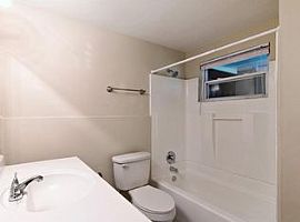 2218 Alice Rd, Sarasota, Fl 34231 4 Beds 2 Baths in Sarasota, FL (Photo 3 of 12)