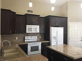 7133 W La Senda Dr, Glendale, Az 85310 in Glendale, AZ (Photo 2 of 5)