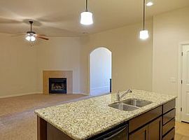  201 Sw 148th St, Oklahoma City, Ok 73170  in Oklahoma City, OK (Photo 4 of 7)