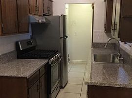 89 W Mariposa St Apt 5, Phoenix, Az 85013 in Phoenix, AZ (Photo 2 of 5)