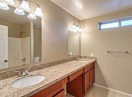 755 E Kesler Ln, Chandler, Az 85225 in Chandler, AZ (Photo 2 of 7)