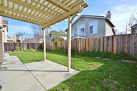 B Bedroom in Fremont, CA (Photo 6 of 6)