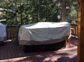 3 Bedroom in Big Bear City, CA (Photo 2 of 4)