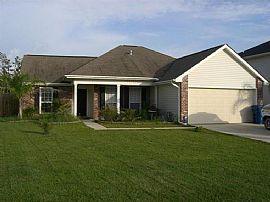 Excellent 4 Bedroom 2 Bath Located in High Demand School Distri in Slidell, LA
