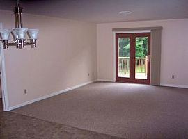 21 Rita Rd, Williston, Vt 05495 in Williston, VT (Photo 3 of 5)