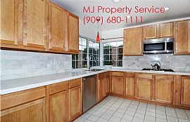 Spacious 3 Bedroom Home in Mission Viejo in Mission Viejo, CA (Photo 4 of 7)