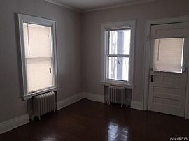 Multi-Family 6-Bed Home For Rent in Buffalo Ny in Buffalo, NY (Photo 6 of 9)