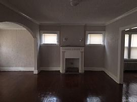 Multi-Family 6-Bed Home For Rent in Buffalo Ny in Buffalo, NY (Photo 8 of 9)