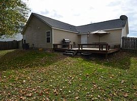 Spacious Master Bedroom Offers Walk-In Closet in Columbia, SC (Photo 11 of 12)