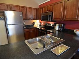 Spacious Master Bedroom Offers Walk-In Closet in Columbia, SC (Photo 7 of 12)