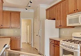 6 Paranor Dr, Simpsonville, Sc 29681 (747) 444-3766 in Simpsonville, SC (Photo 3 of 8)