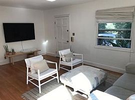 3 Beds 2 Baths in Los Angeles, CA (Photo 2 of 3)