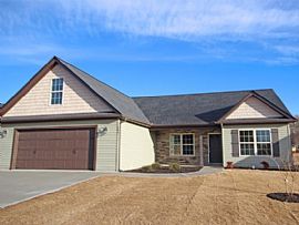  462 Peaksview Dr, Simpsonville, Sc 29681 3 Beds 2 Baths 1,749  in Simpsonville, SC