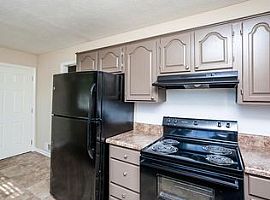  6950 Fairway Trl, Austell, Ga 30168  in Austell, GA (Photo 4 of 6)