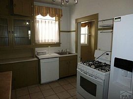 1811 W Arroyo Ave, Pueblo, Co 81004 2 Beds 1 Bath 781 Sqft in Mesa, CO (Photo 3 of 5)