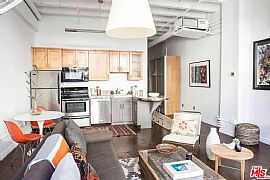 Step Inside This Bright and Airy, Old Factory in Los Angeles, CA (Photo 4 of 12)