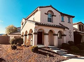 4 Bedroom,3 Baths in Las Vegas, NV (Photo 3 of 9)