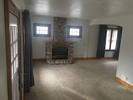 8302 Gridley Ave, Wauwatosa, Wi 53213 in Wauwatosa, WI (Photo 2 of 5)