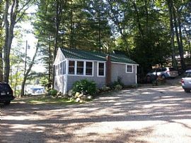 A 2 Bedroom Apartment with One Bathroom in Amherst, NH