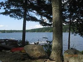 A 2 Bedroom Apartment with One Bathroom in Amherst, NH (Photo 2 of 12)