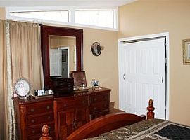 A 2 Bedroom Home with 1.5 Bathroom in Manchester, NH (Photo 8 of 12)