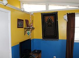 A 2 Bedroom Home with 1.5 Bathroom in Manchester, NH (Photo 9 of 12)