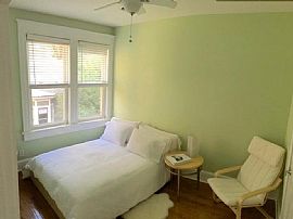 2 Beds 1 Bath 1,000 Sqft in Atlanta, GA (Photo 3 of 7)