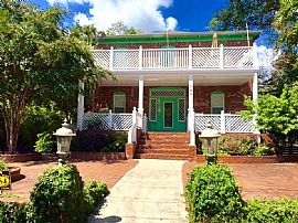 2 Beds 1 Bath 1,000 Sqft in Atlanta, GA (Photo 6 of 7)