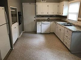  2685 Headland Dr, Atlanta, Ga 30344  in Atlanta, GA (Photo 2 of 6)